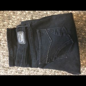 Black Levi’s 505 straight leg jeans